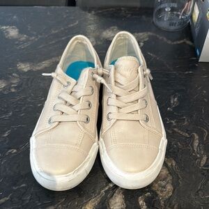 Blowfish Malibu Beige Sneakers